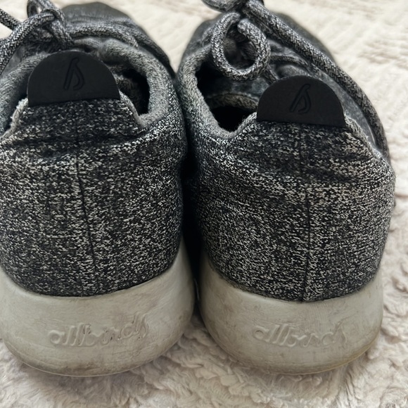 Allbirds Wool Runner size 9, natural grey with light grey sole - Picture 7 of 16